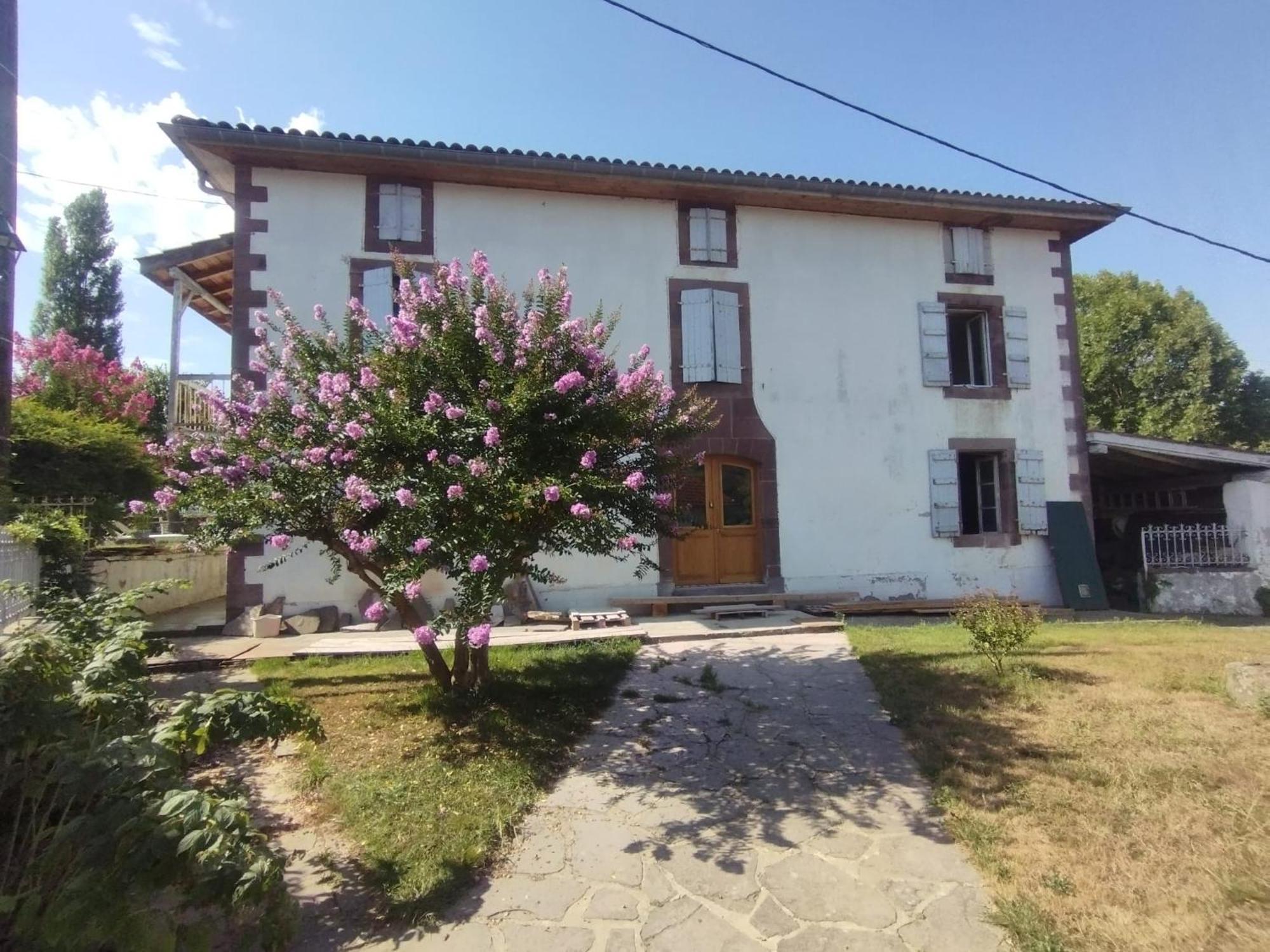 Maison D'Hotes Larraldia Uhart-Cize Dış mekan fotoğraf