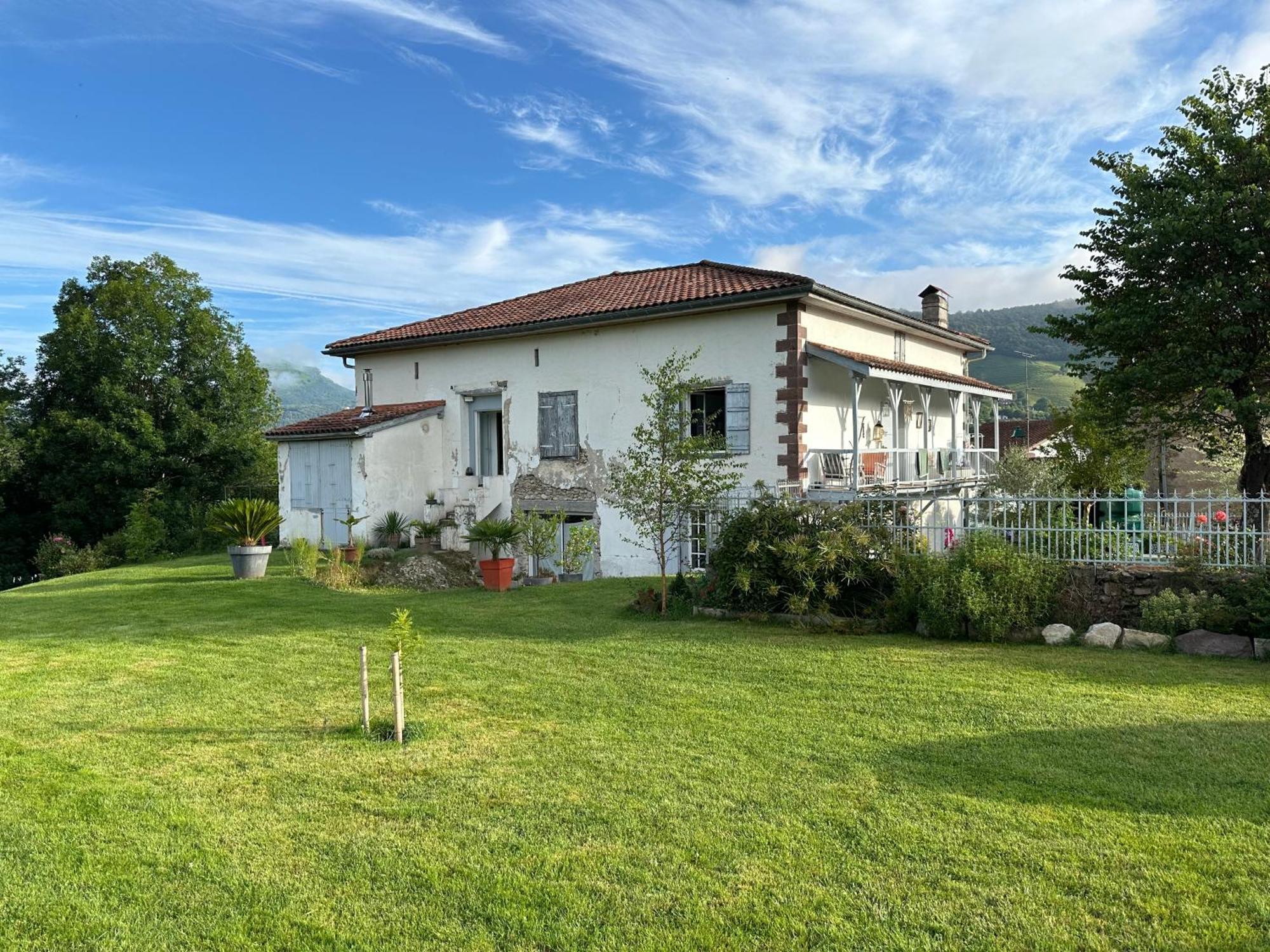 Maison D'Hotes Larraldia Uhart-Cize Dış mekan fotoğraf